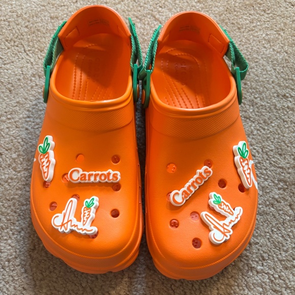 Anwar Carrot Crocs main image 2